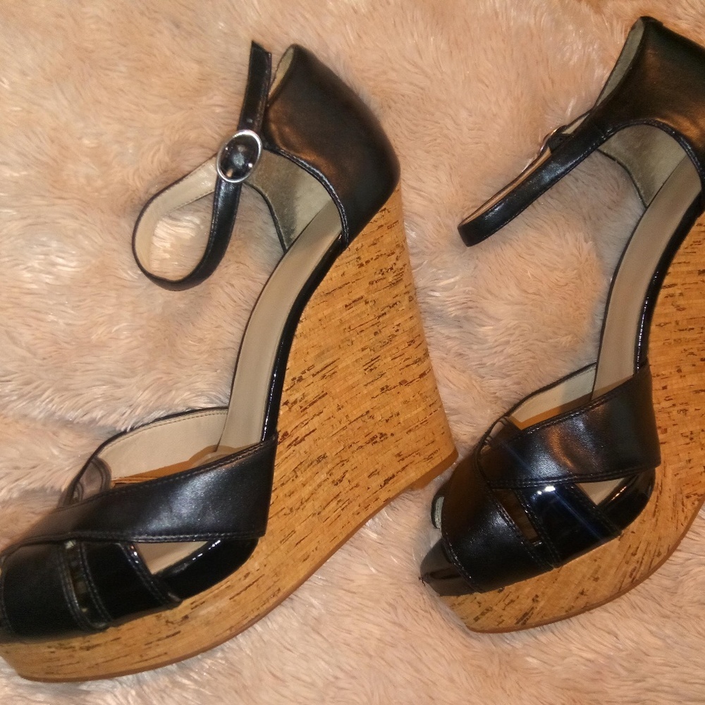 NIne West black leather  corn wedge heels 9.5